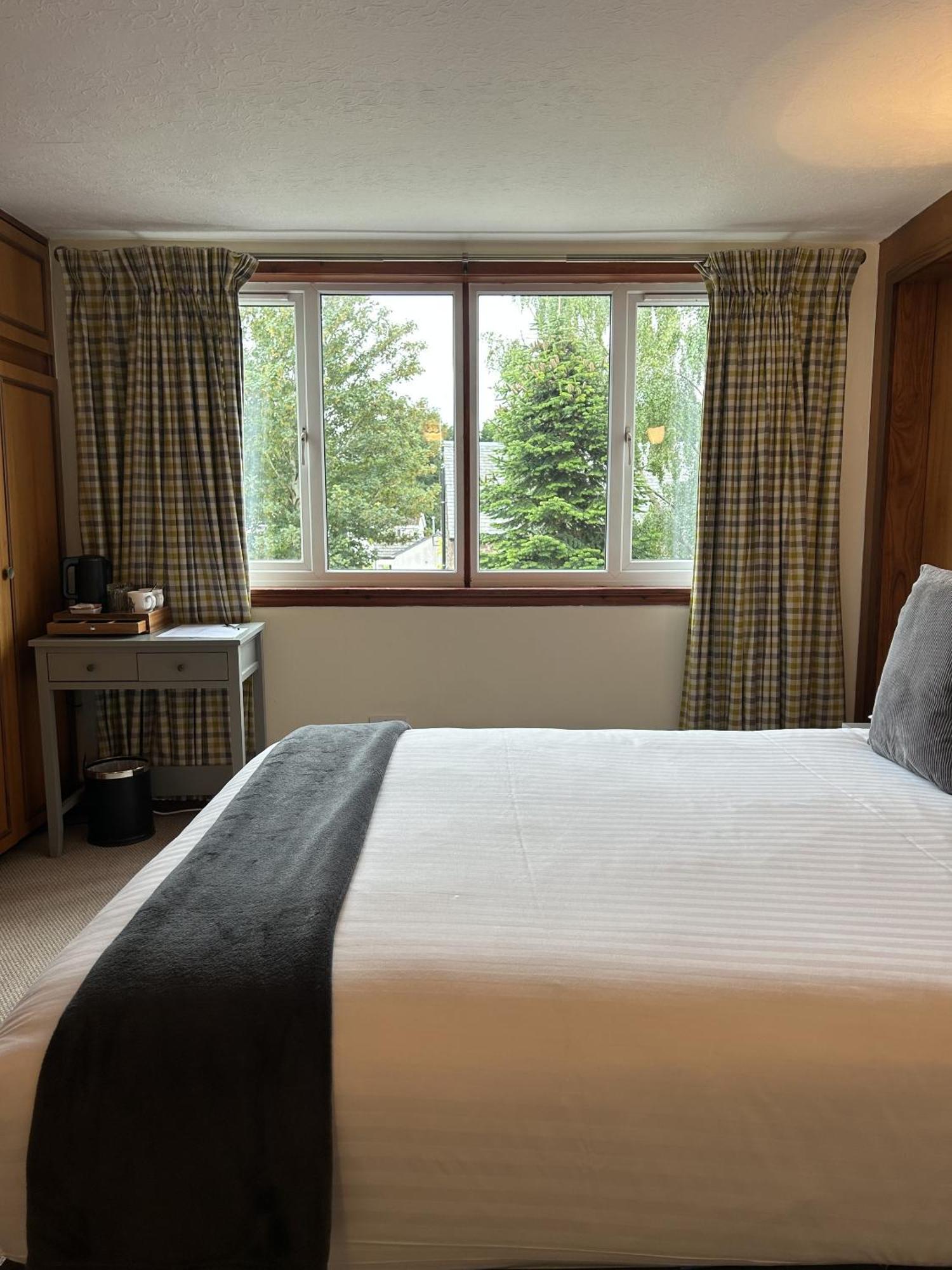 The Smiddy Haugh Hotel Auchterarder Room photo